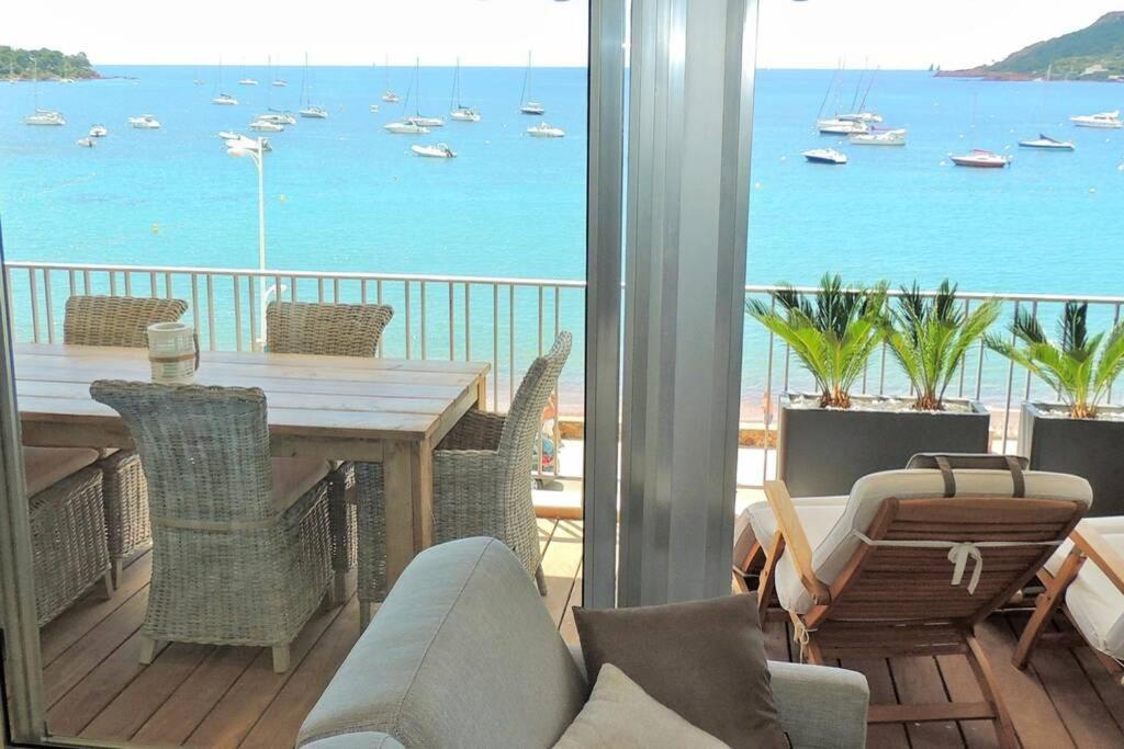 Emplacement Privilegie Pour Ce Bel Appartement Saint-Raphaël Exterior foto